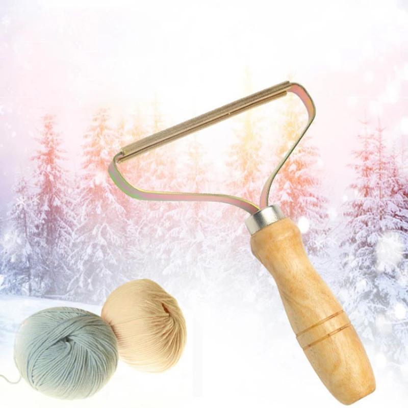Charly | Manual Lint Remover | Copper Precision Head | Solid Wood Handle | Battery-Free Fabric Shaver for Cashmere, Wool & Upholstery | Pilling Extractor