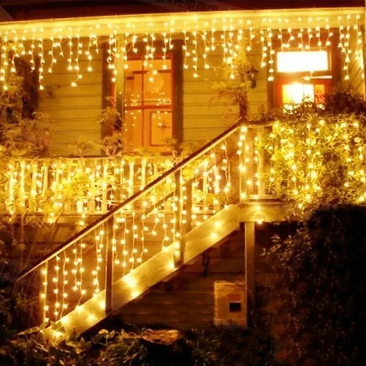 Icicle Christmas Lights - 4 Metres with 96 LEDs and 8 Modes