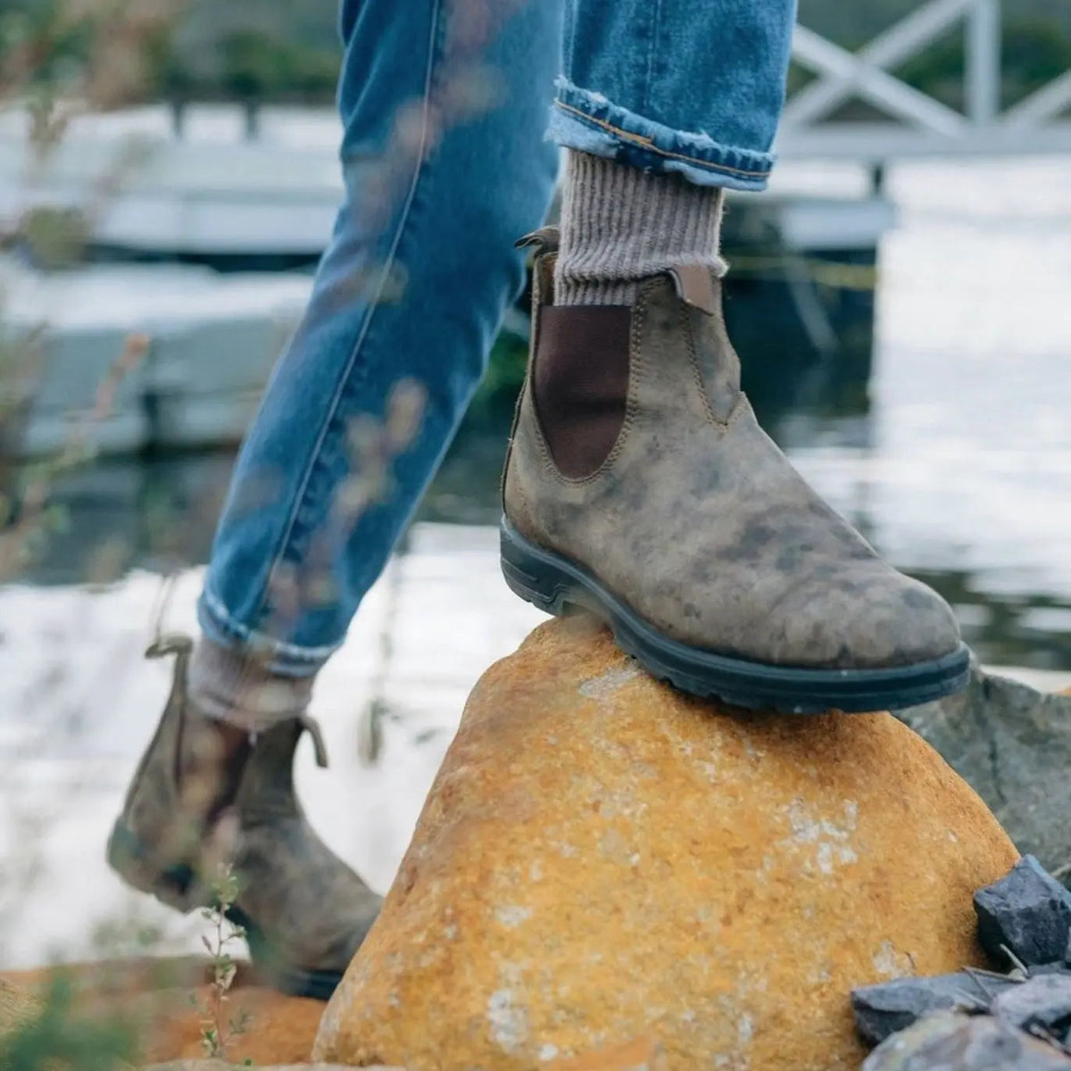 Men's Leather Slip-On Chelsea Boots with Rugged Sole