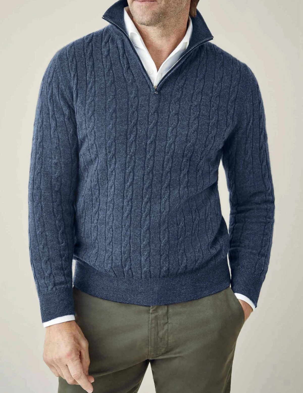 Cable-Knit Zip Pullover – Adjustable Warmth