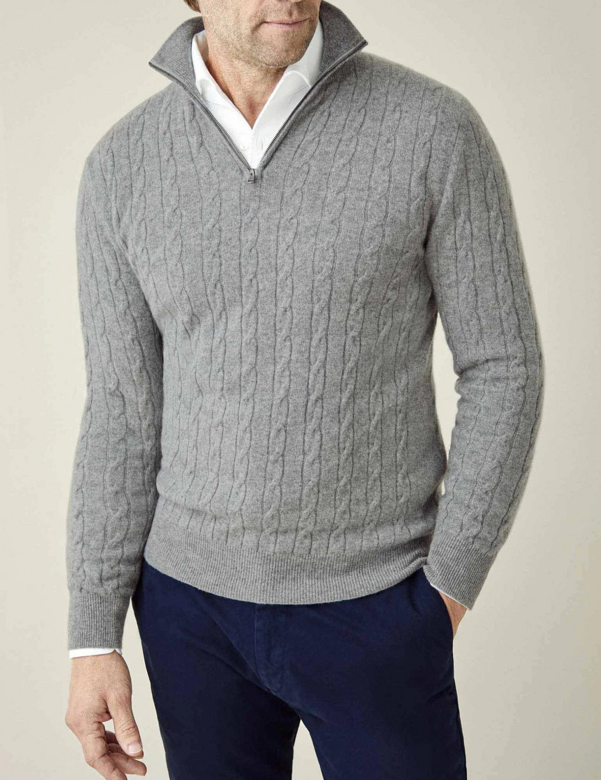 Cable-Knit Zip Pullover – Adjustable Warmth