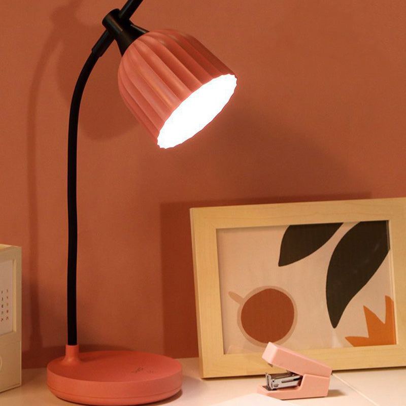 Charly | Adjustable LED Desk Lamp | Modern Minimalist Design | Dimmable