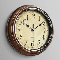 Sisica | Classic Wall Clock with Large Numbers