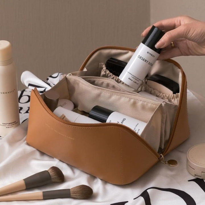 Charly | Cosmetic Bag | Elegant and Spacious | Practical Storage