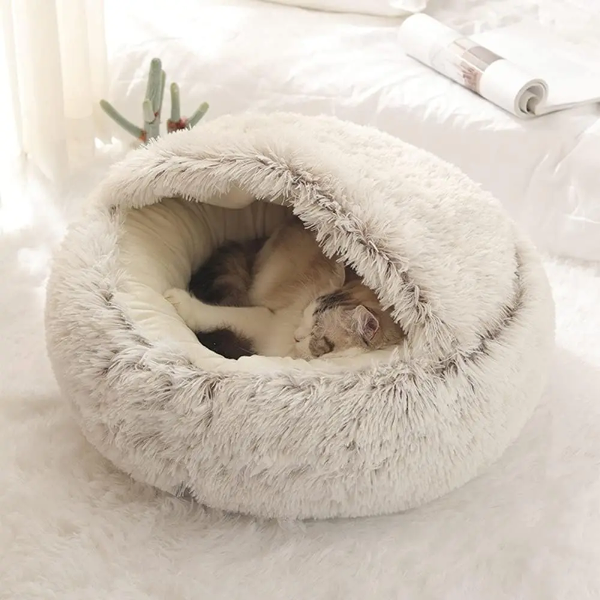 Charly | Cozy Cave Pet Bed | Calming & Comfortable Dog Bed for Deep Relaxation