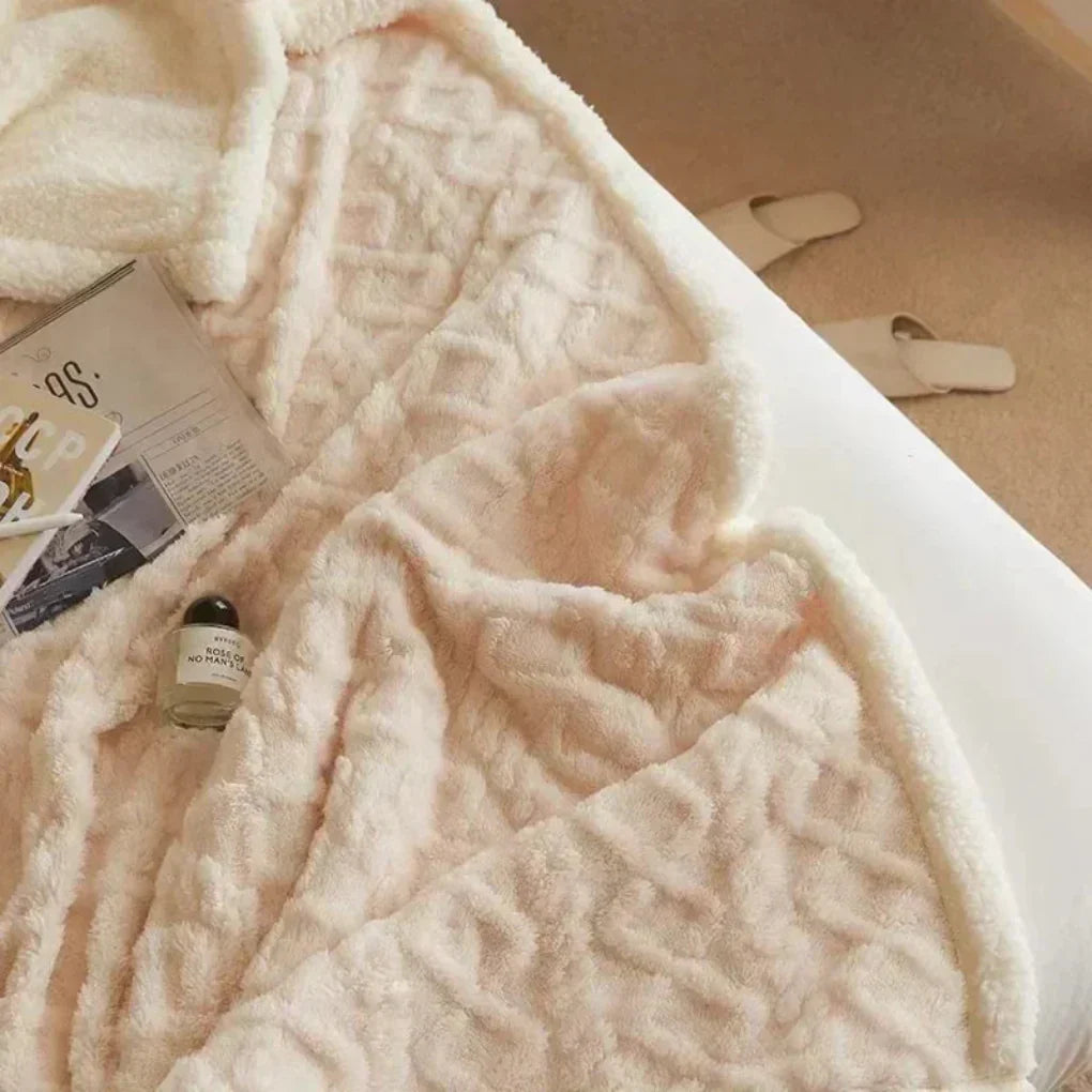 Charly | Cozy Sherpa Blanket with Textured Design
