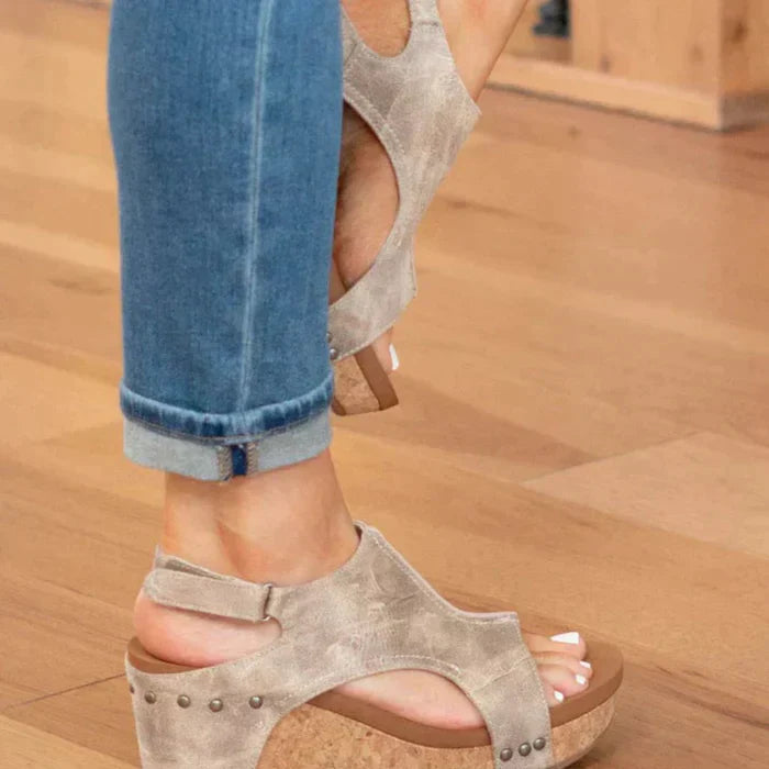 Charly Elegant and Comfortable Wedge Heels