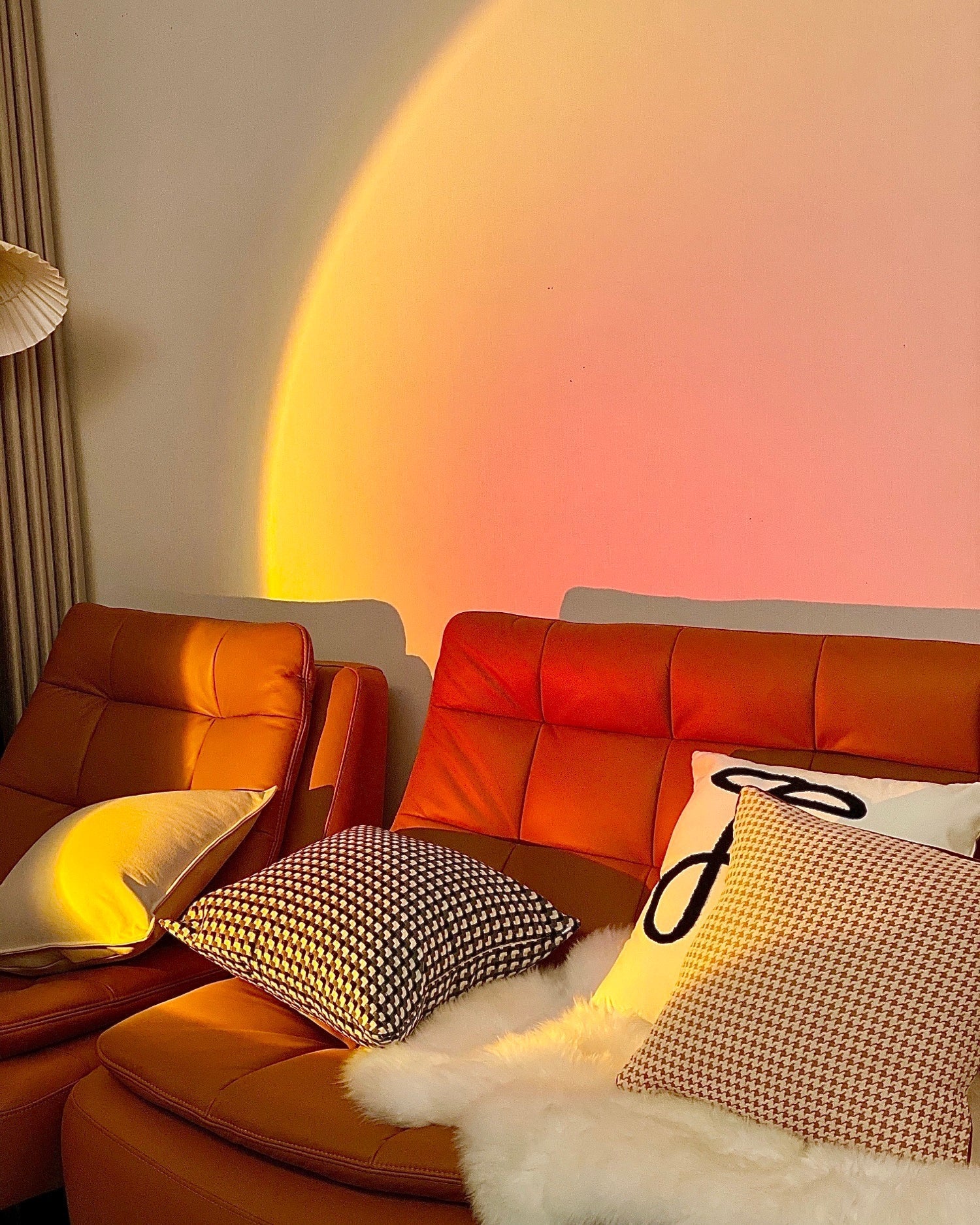 Charly | LED Color Projector Floor Lamp | Minimalist Halo Light Effect