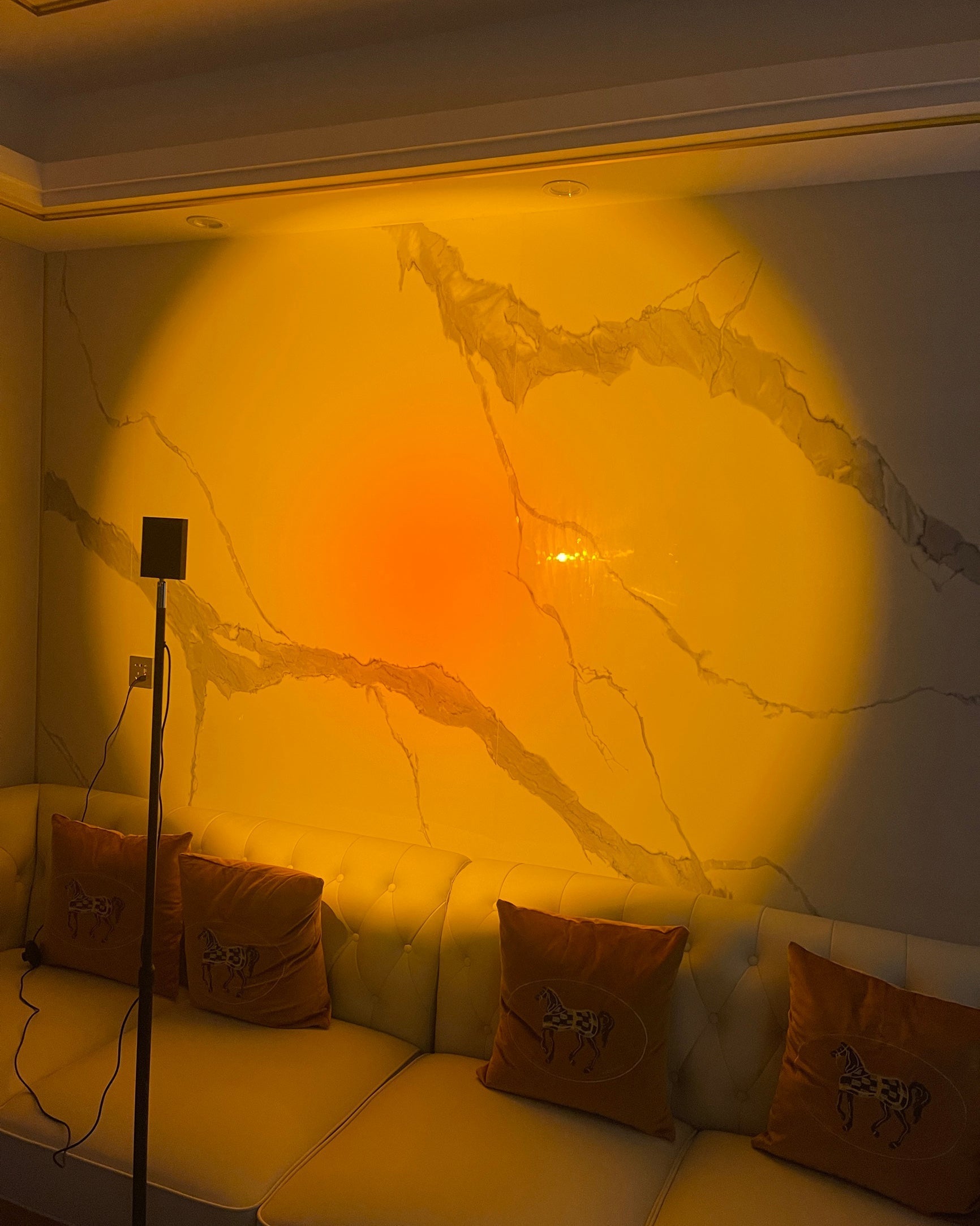 Charly | LED Color Projector Floor Lamp | Minimalist Halo Light Effect