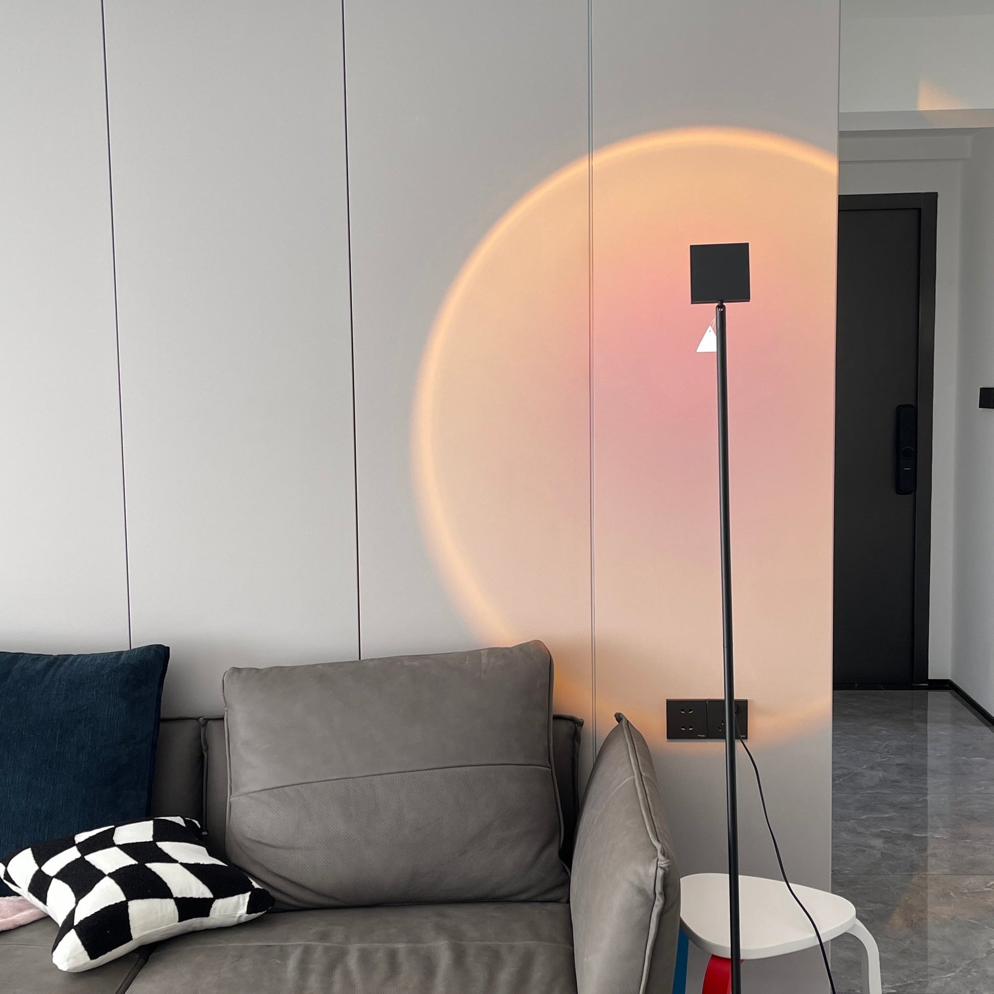 Charly | LED Color Projector Floor Lamp | Minimalist Halo Light Effect