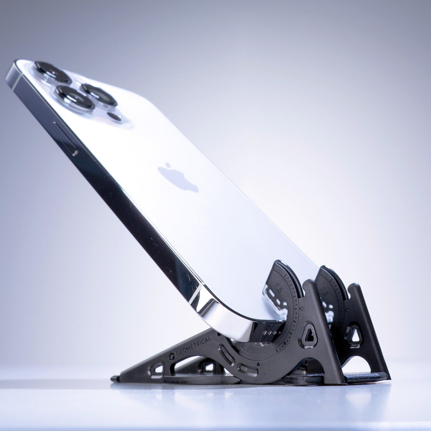 Charly | Portable Phone Stand for Perfect Pictures - SnapFold