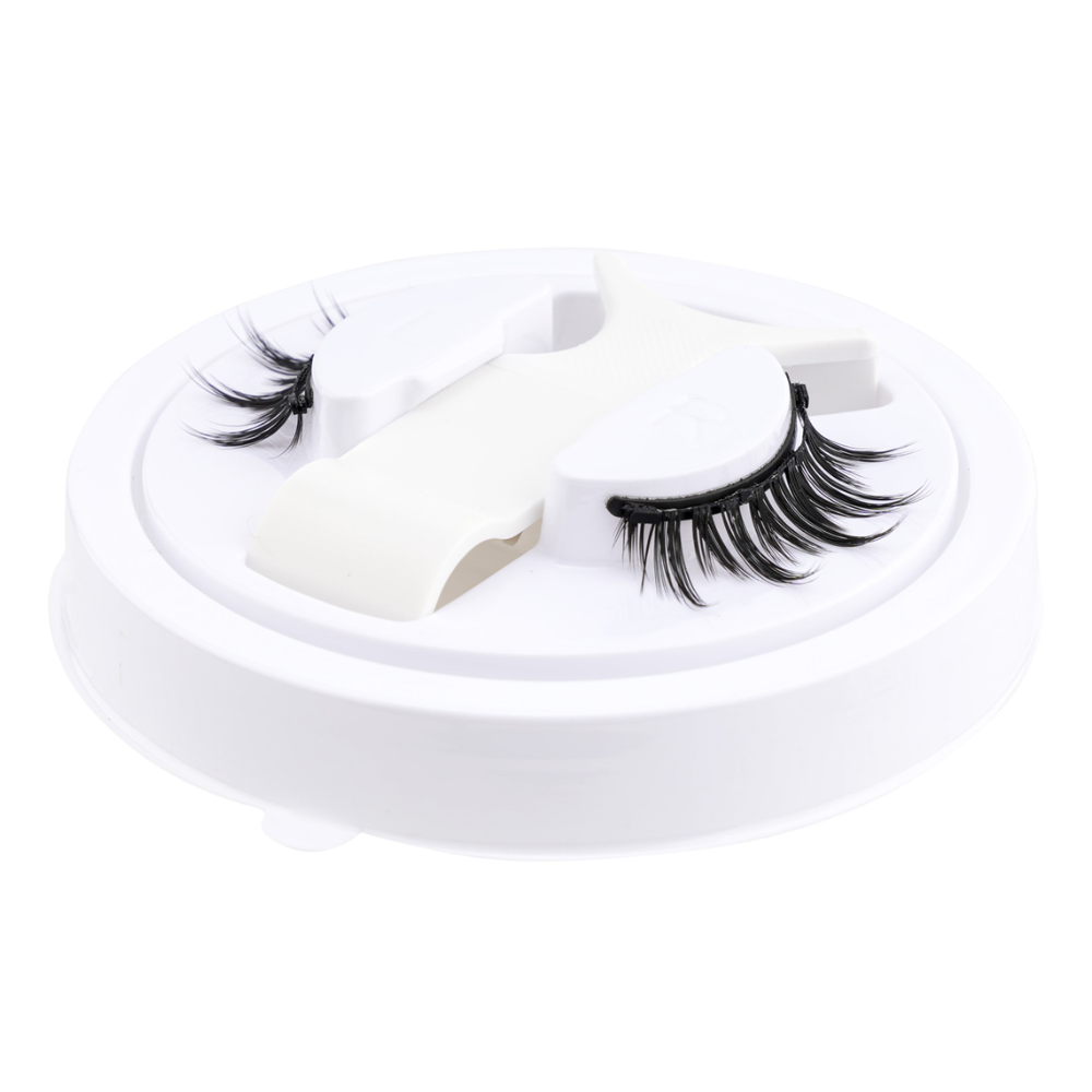 Charly | Professional Magnetic Eyelash Set | Glue-Free & Reusable | 3D Volume Effect | Includes Precision Applicator | Wind & Water Resistant | Hypoallergenic