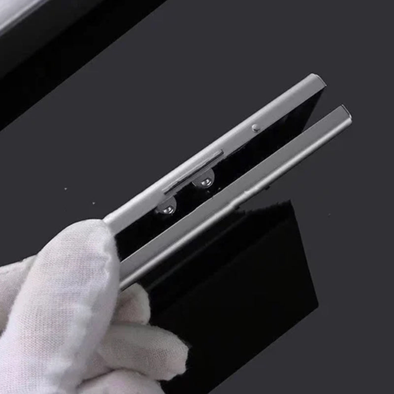 Charly | Ultra-thin Card Holder with Theft and Demagnetization Protection