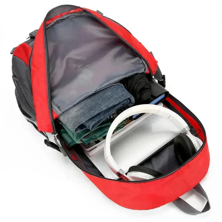 Charly | Unisex Outdoor Travel Backpack with Multiple Pockets