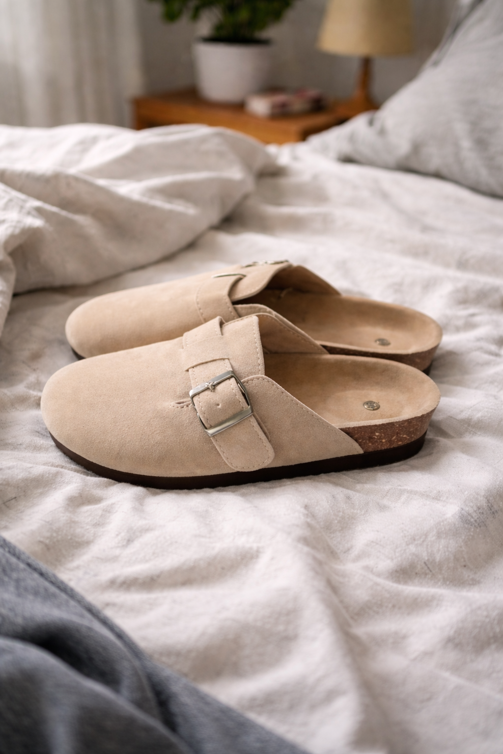 Charly Women's Clogs Buckle Design Slippers