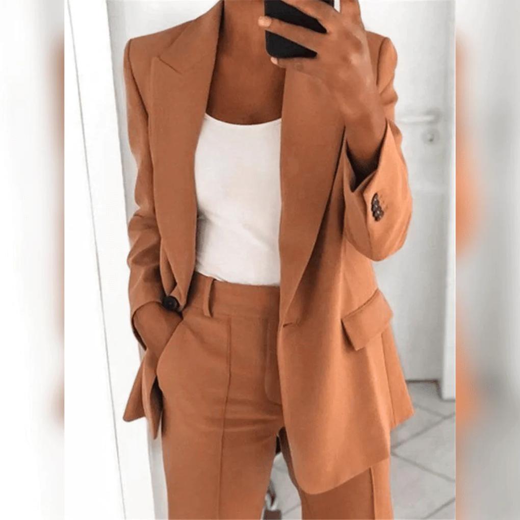 Charly | Women's Two-Piece Suit Set - Notch Lapel Blazer & Trousers