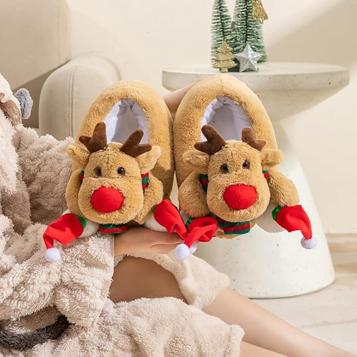 Christmas Slippers - Plush Reindeer Slippers with Non-Slip Sole