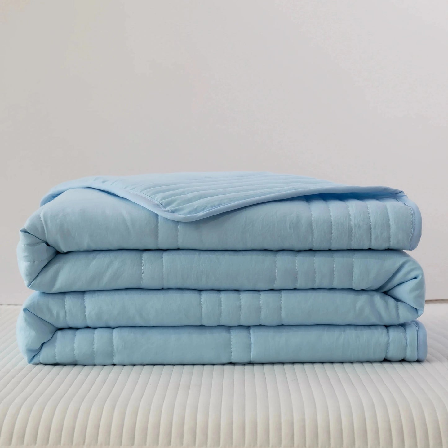 Cooling Blanket – Breathable, Comfortable, Lightweight Design
