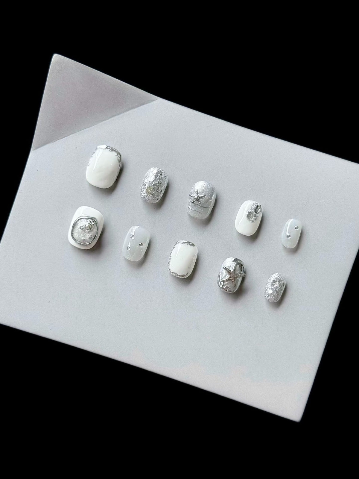Decorative Press-On Nail Art Set