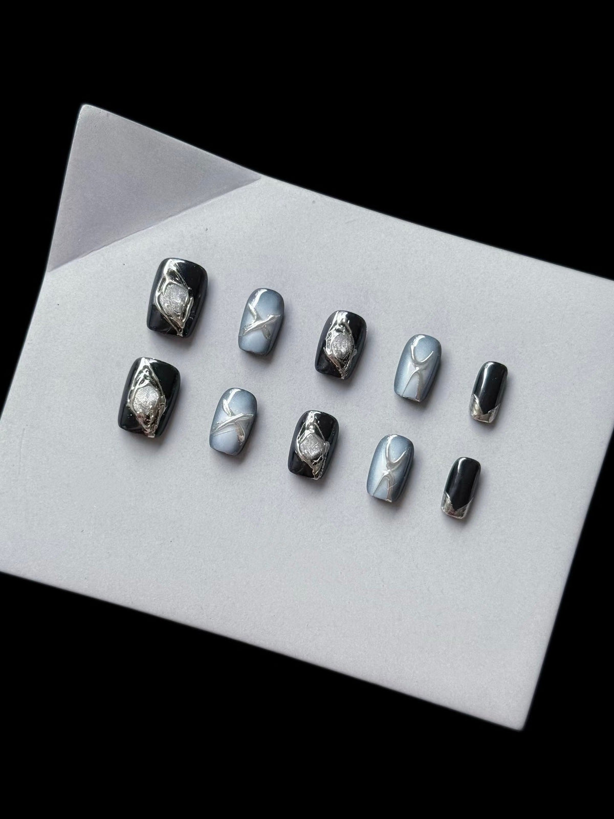 Decorative Press-On Nail Art Set