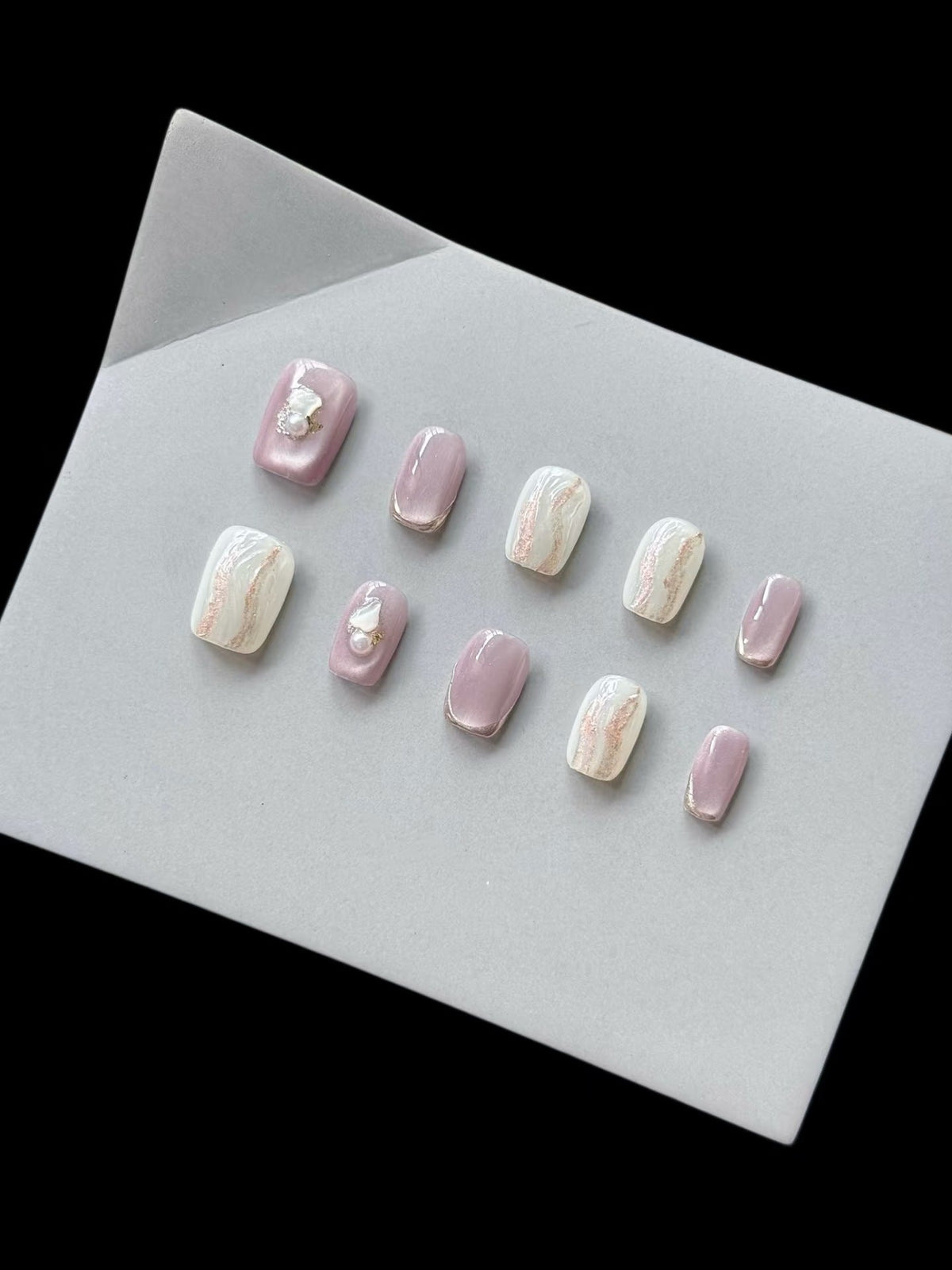 Decorative Press-On Nail Art Set