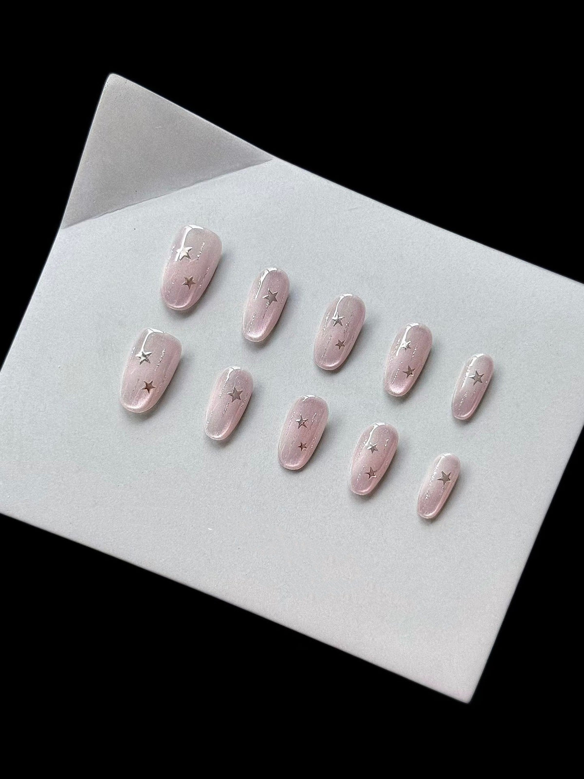 Decorative Press-On Nail Art Set