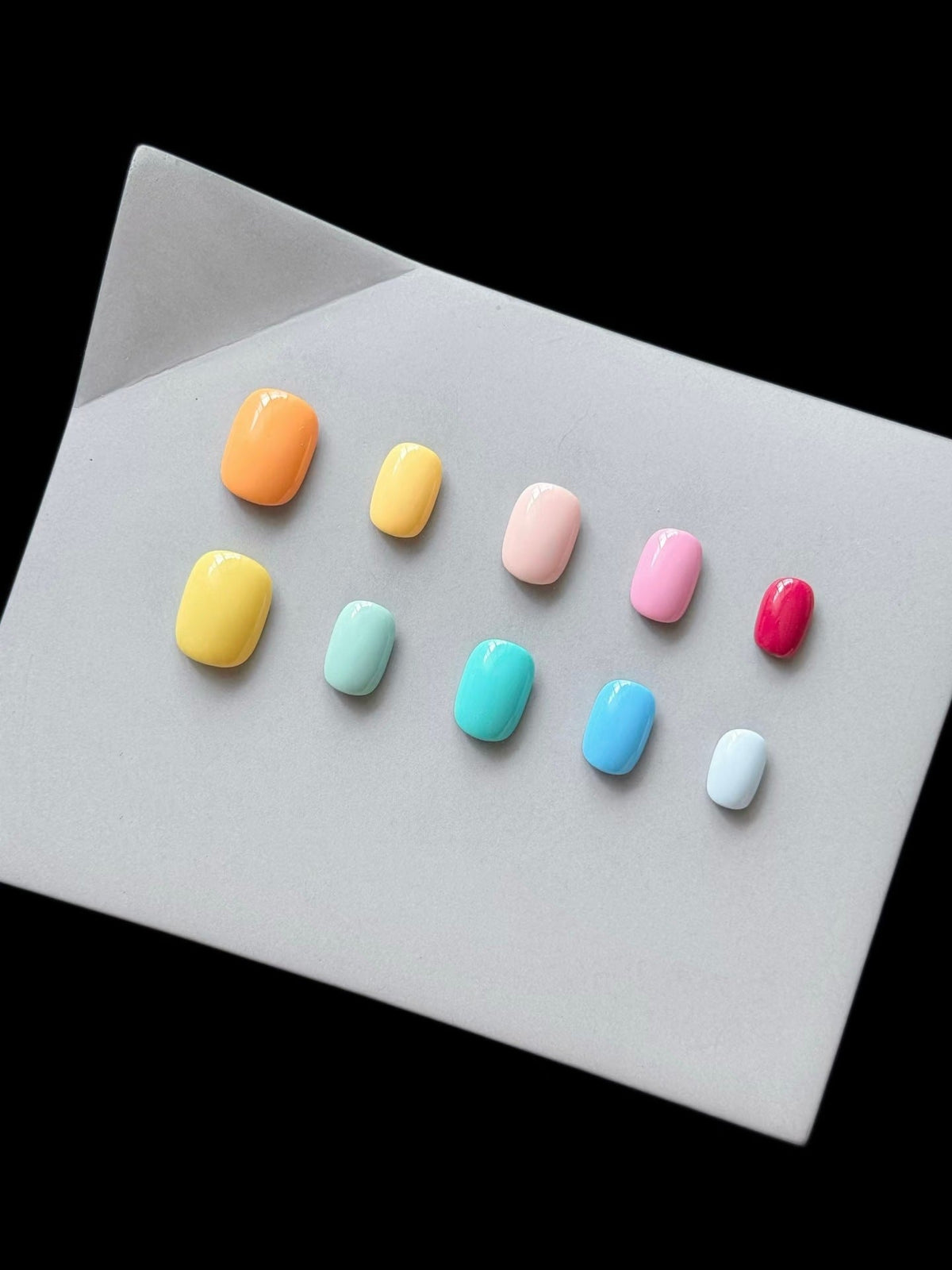 Decorative Press-On Nail Art Set