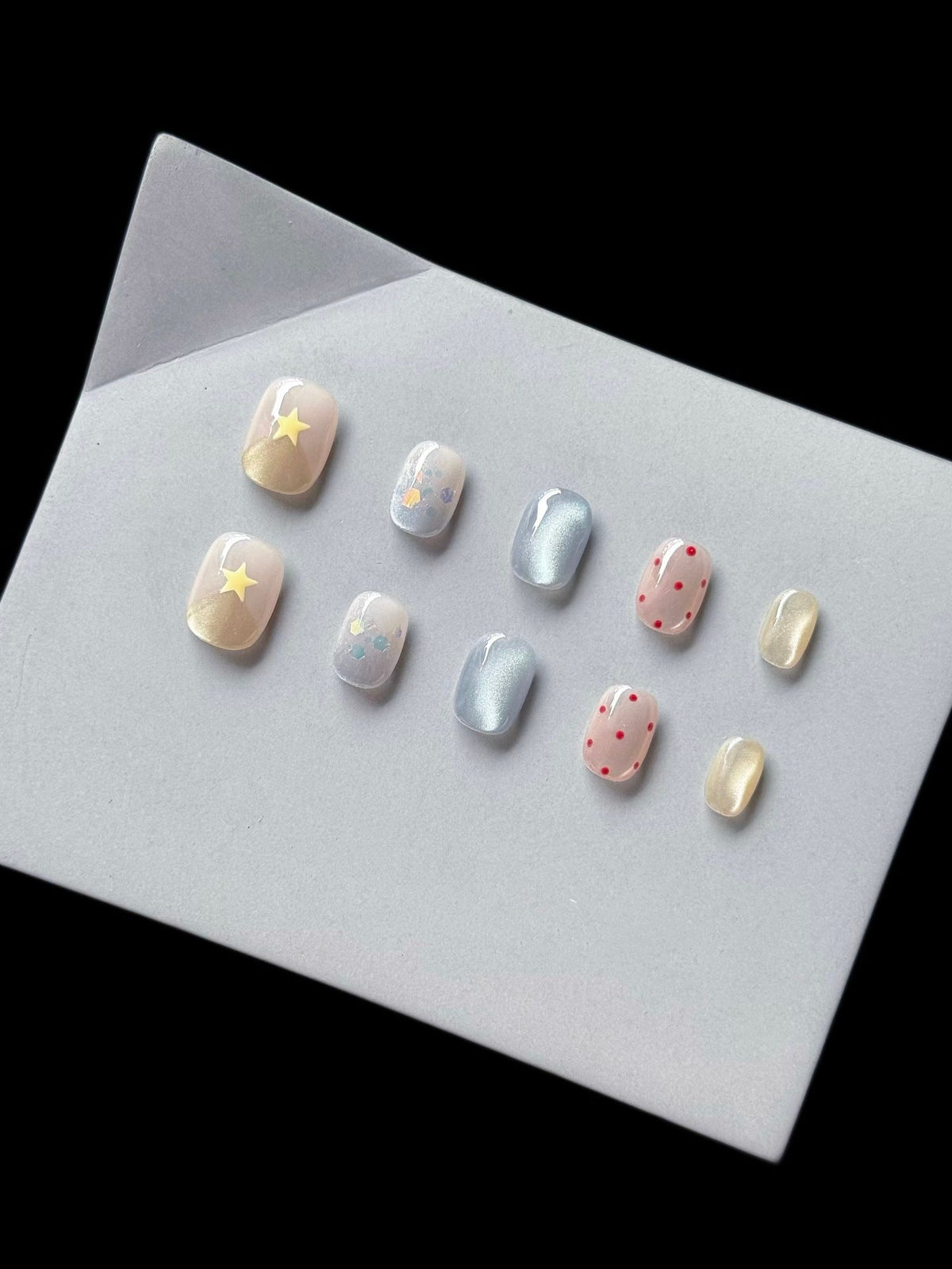 Decorative Press-On Nail Art Set