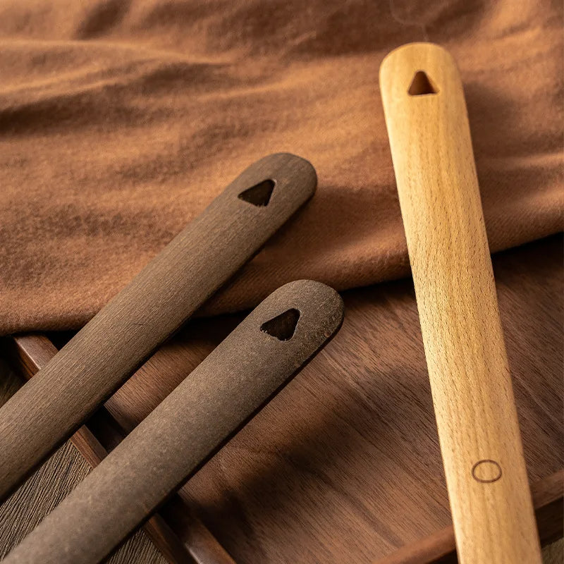 ErgoGrip Extra-Long Shoe Horn For Easy On And Off Everyday