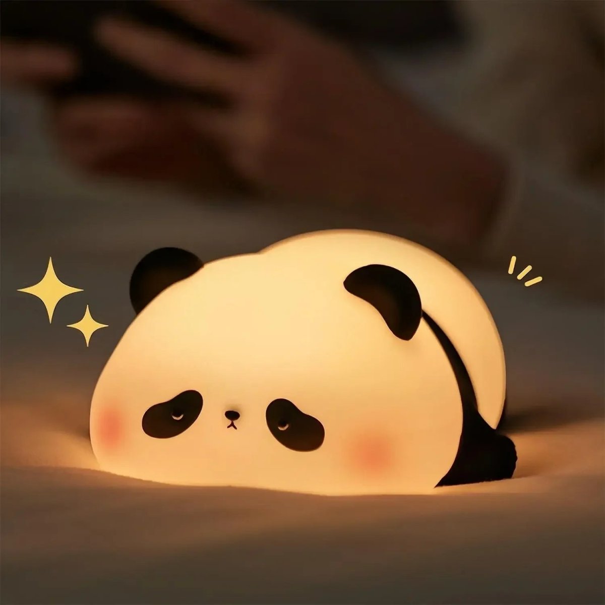 HAPPYTOT – BPA-free night light for cozy falling asleep and gentle light