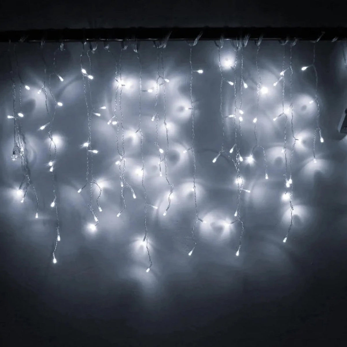 Icicle Christmas Lights - 4 Metres with 96 LEDs and 8 Modes