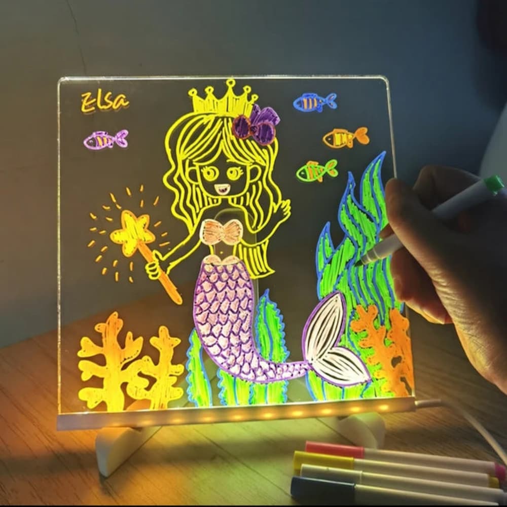 LightPlay™ Illuminated Creative Board