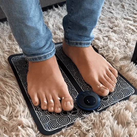 LymfoPulse Vital – innovative NMES foot massager for blood circulation and fluid flow