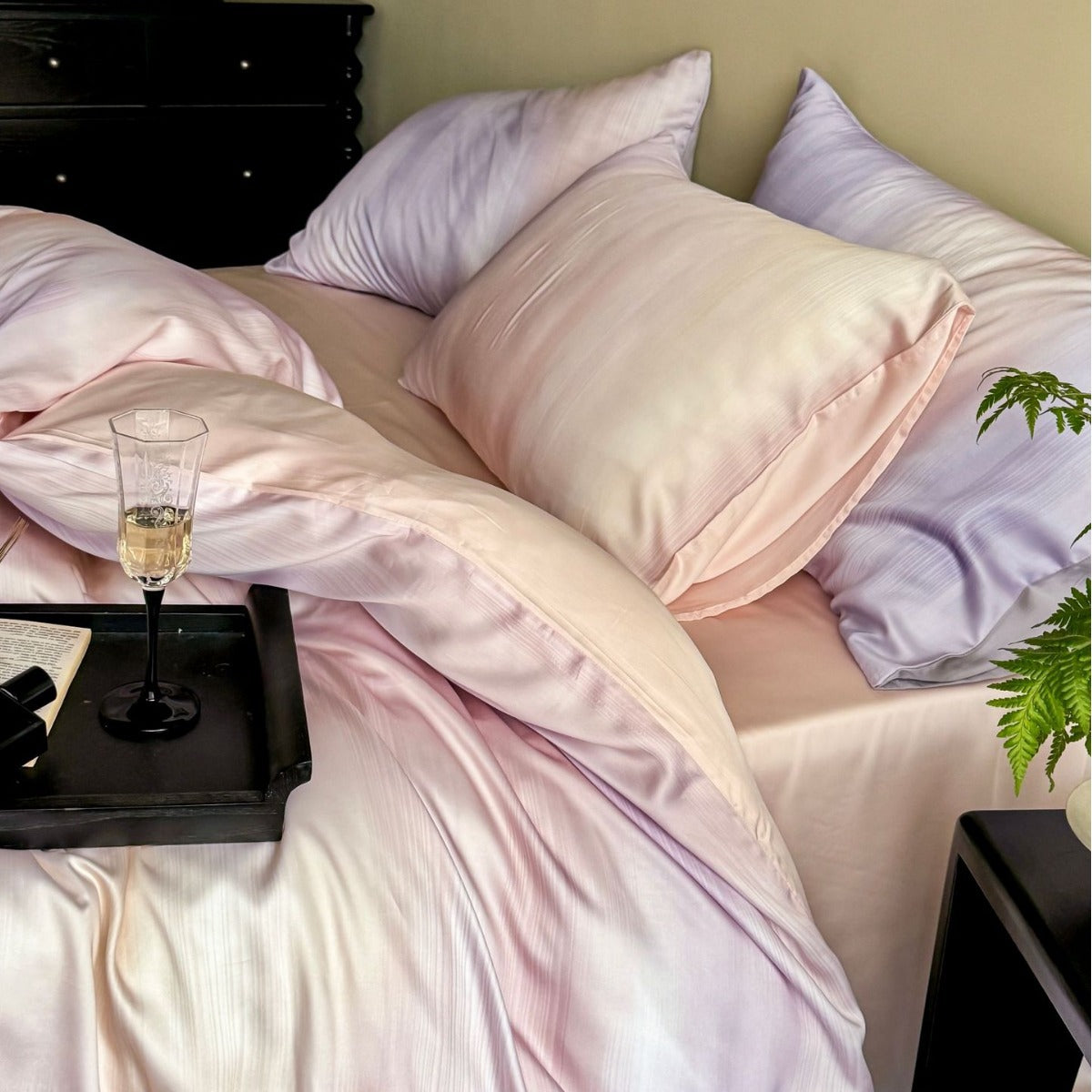 Mako Satin Bedding Set with Soft Watercolor Gradient and Concealed Envelope Closure