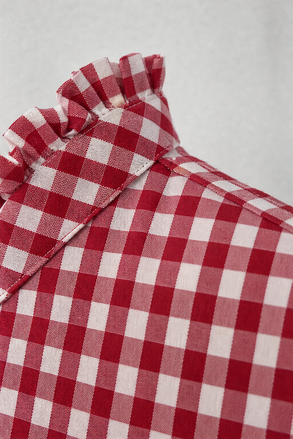 Ruffled Collar Checked Print Blouse