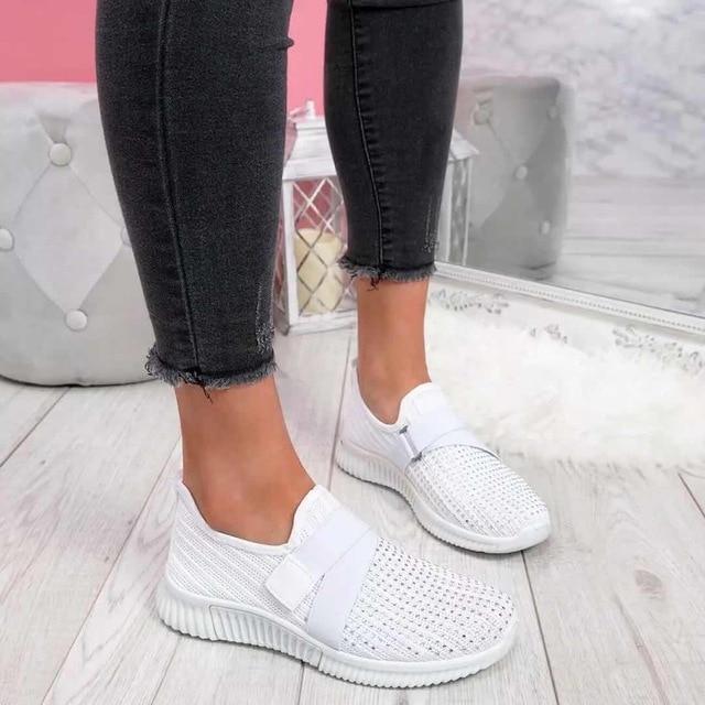Slip-On Sneaker for Women with Velcro | Improve Your Walking Posture!