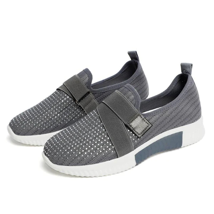 Slip-On Sneaker for Women with Velcro | Improve Your Walking Posture!