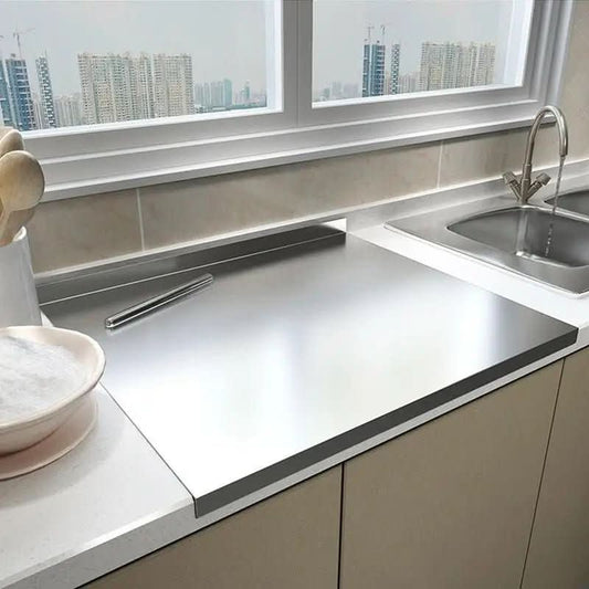 STEELCUT PRO - Stainless steel cutting board with non-slip underside & integrated lip