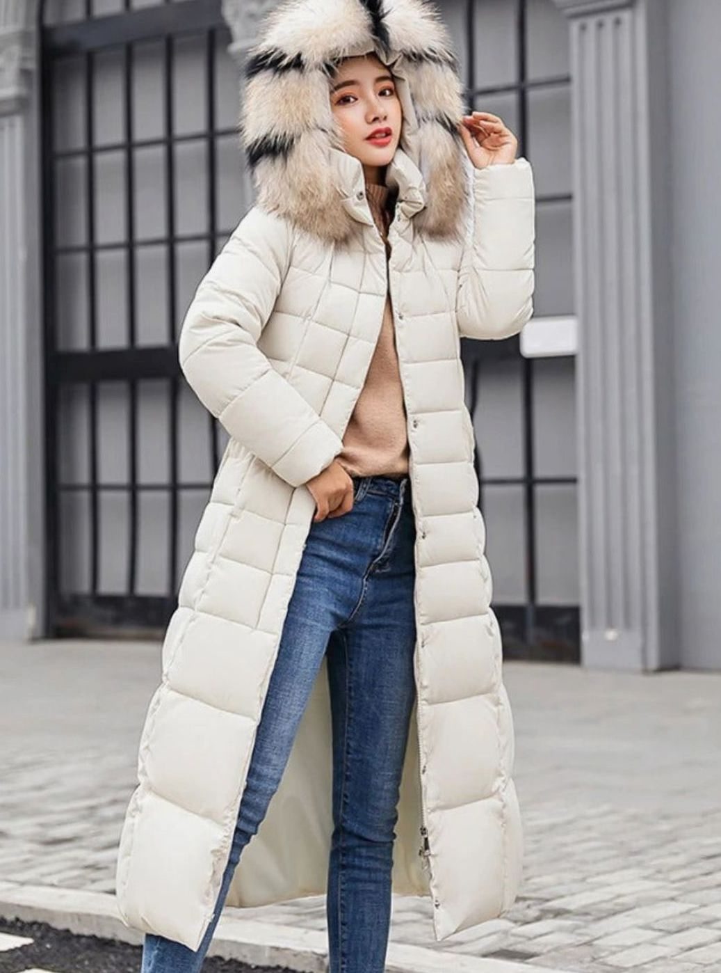 Women's Belted Quilted Long Hooded Puffer Coat with Fur Trim