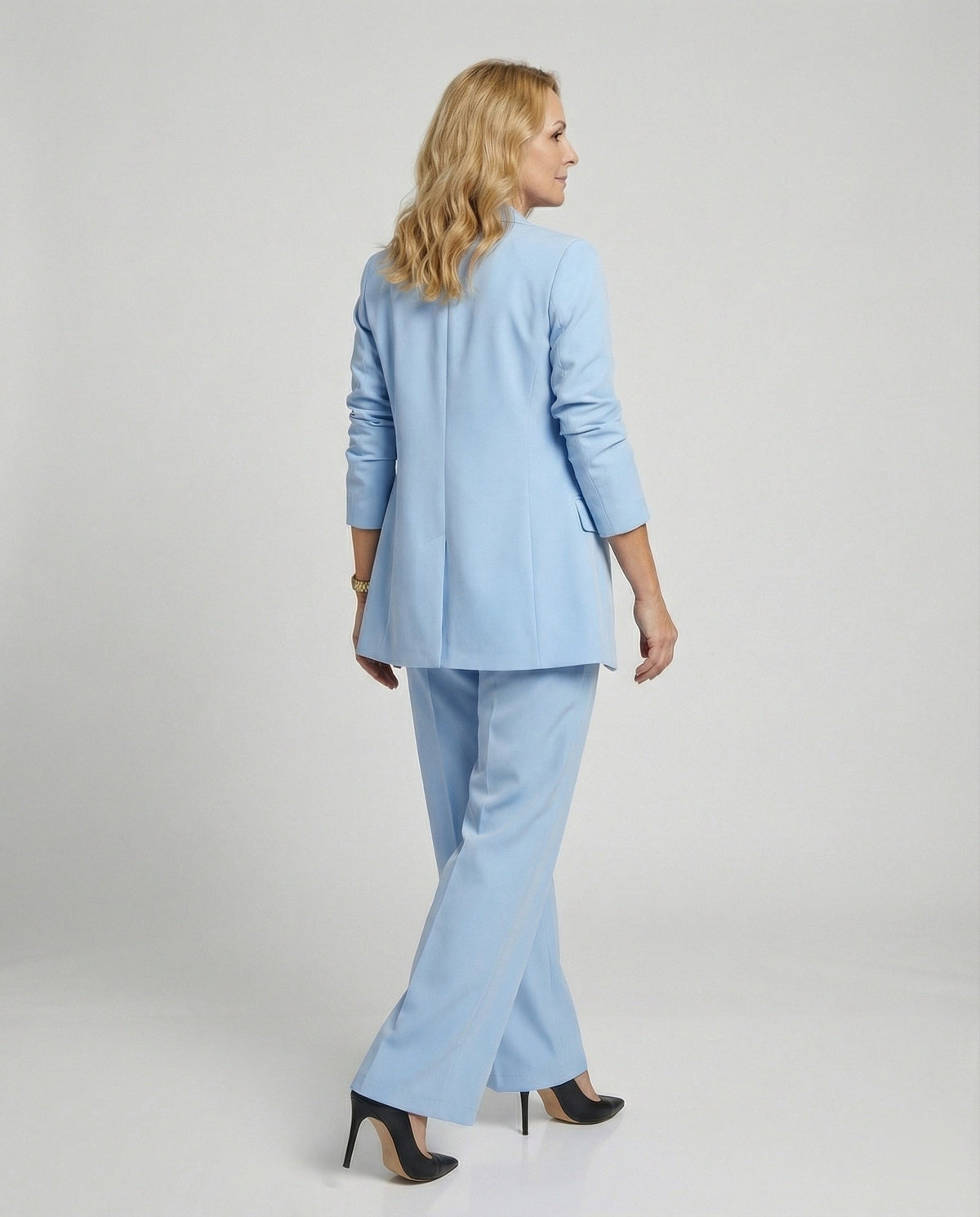 Women's Blazer and Pants Two-Piece Set