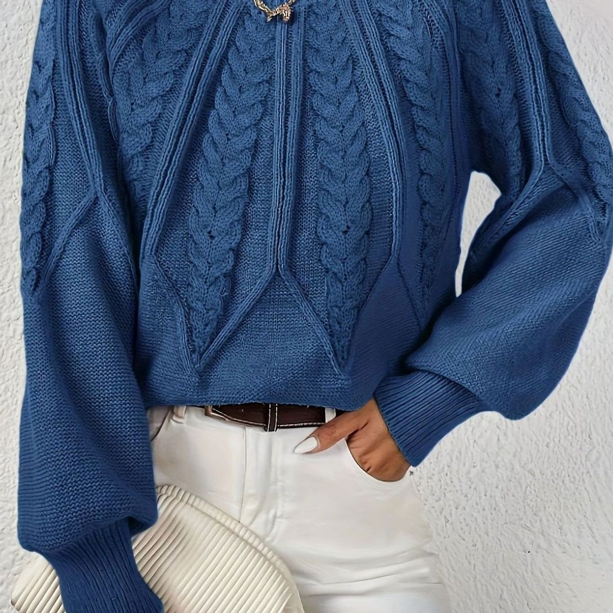Women's Cable-Knit Raglan-Sleeve Round-Neck Sweater