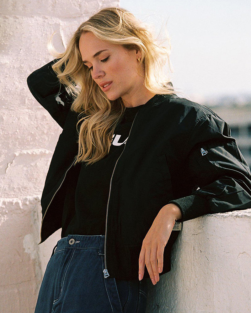 Women's Classic Bomber Jacket – Timeless Style and Comfort
