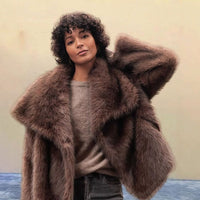 Women's Cropped Faux Fur Coat with Oversized Lapel