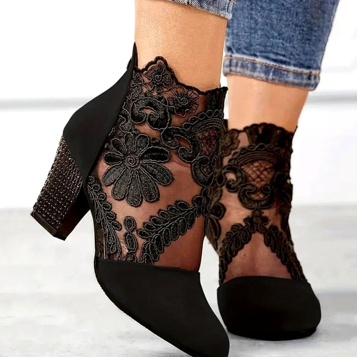 Women's Lace Embroidered Block Heel Ankle Boots