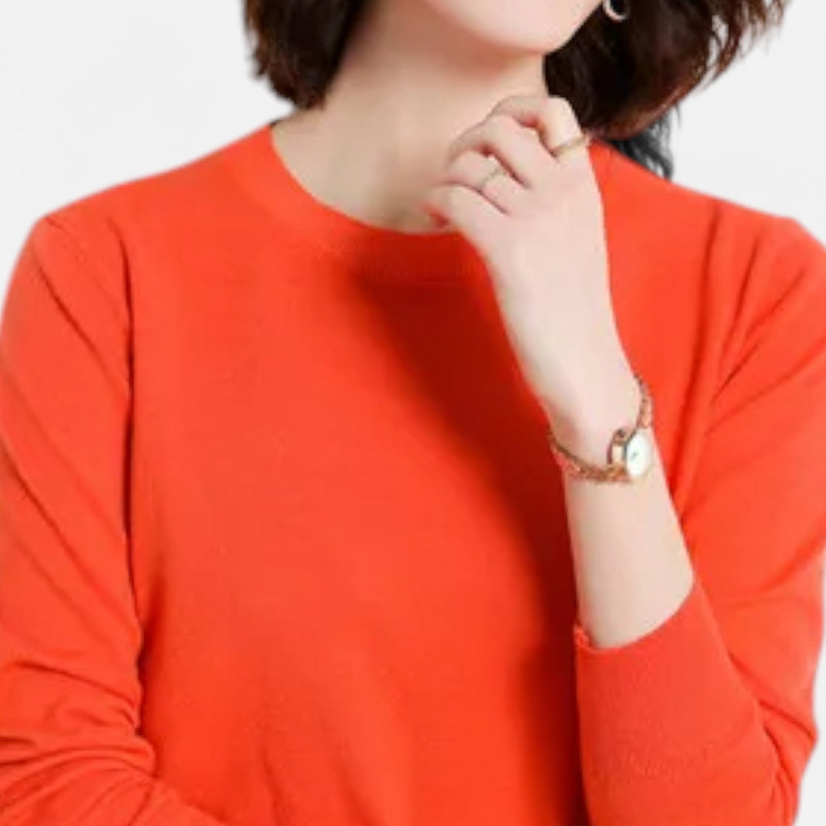 Women's Lightweight Long-Sleeve Crew Neck Sweater