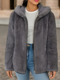 Women's Loose Fit Hooded Faux Fur Jacket with Sherpa Lining and Zip Front