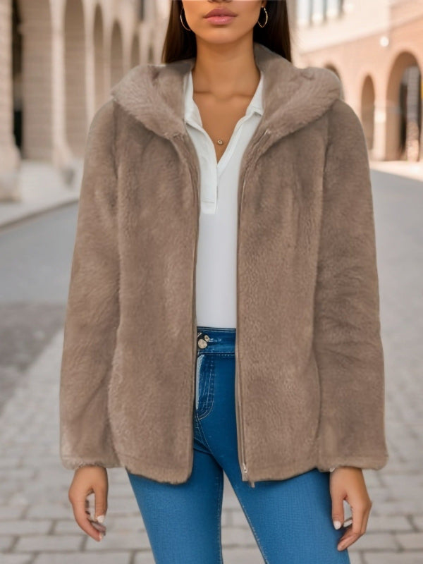 Women's Loose Fit Hooded Faux Fur Jacket with Sherpa Lining and Zip Front