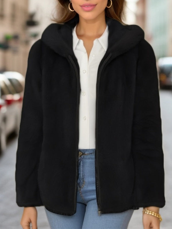 Women's Loose Fit Hooded Faux Fur Jacket with Sherpa Lining and Zip Front