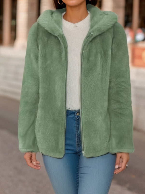 Women's Loose Fit Hooded Faux Fur Jacket with Sherpa Lining and Zip Front