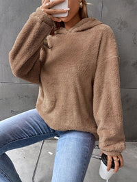 Women's Loose-Fit Short Pullover Hoodie with Long Sleeves